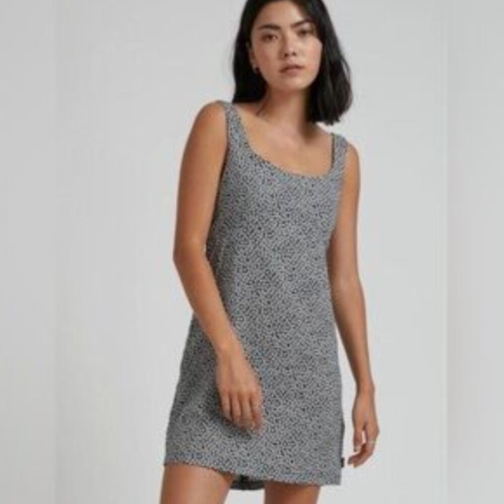 Afends hemp mini dress. In great condition. Mod, chic, breezy dress.